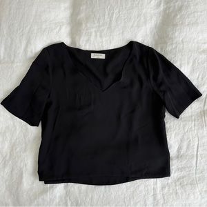 Aritzia Babaton Black top